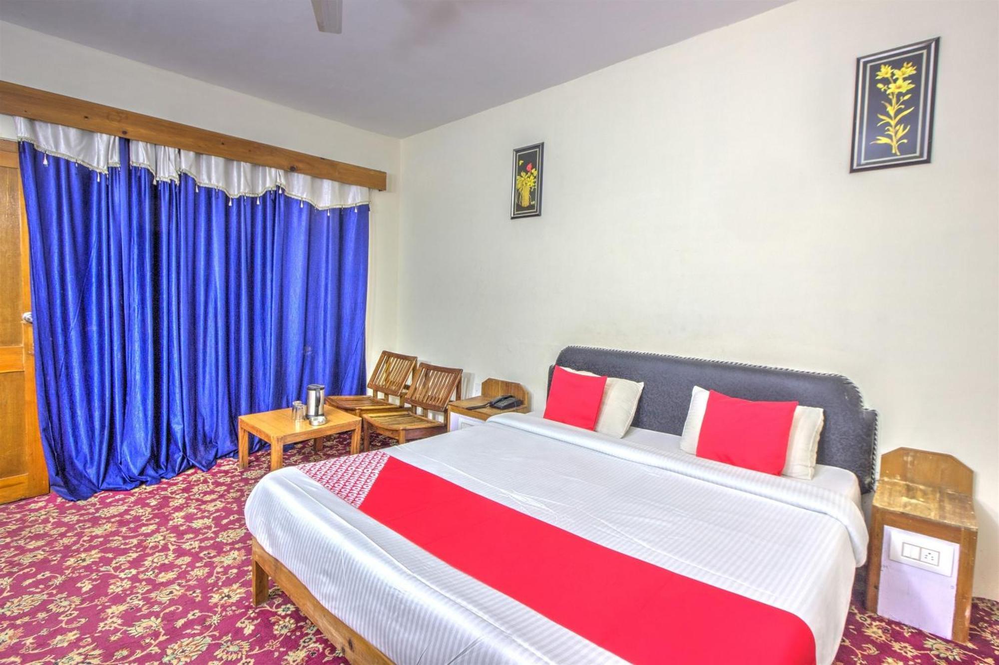 Hotel Capital O Shishamaati Kulu Exteriér fotografie